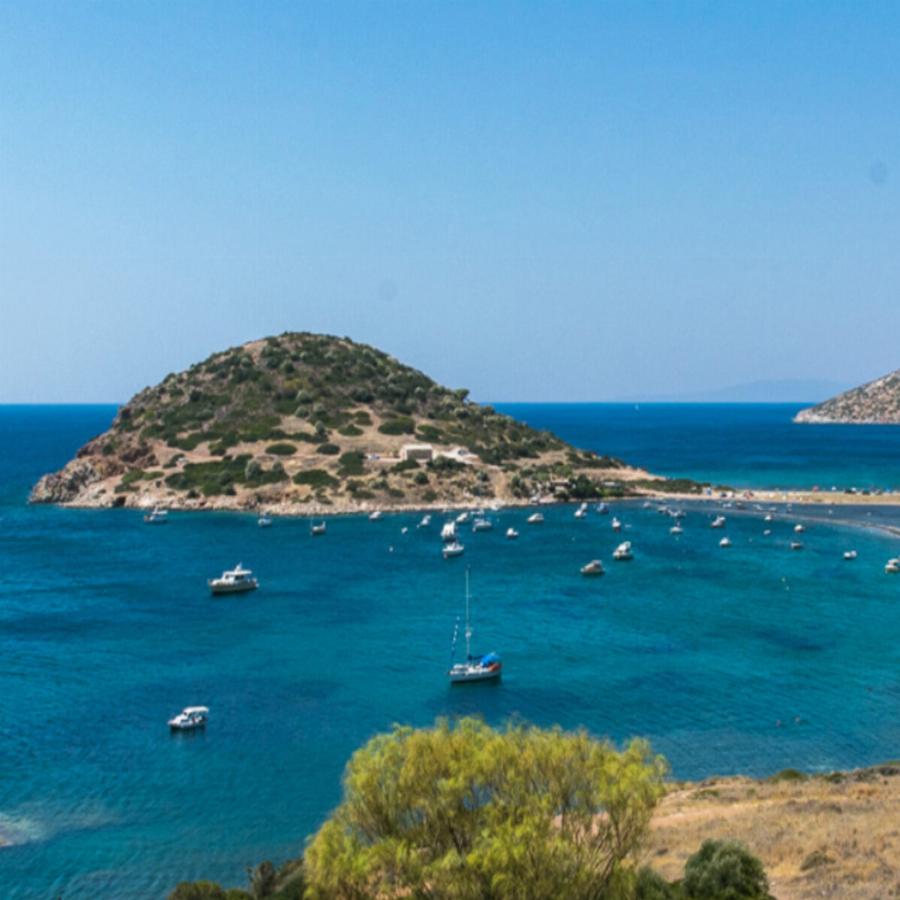 Βρίσκεται στην Αττική, έχει μαγικά νερά, φτάνεις γρήγορα με αυτοκίνητο και την αποκαλούν το Μπάλο της Αττικής