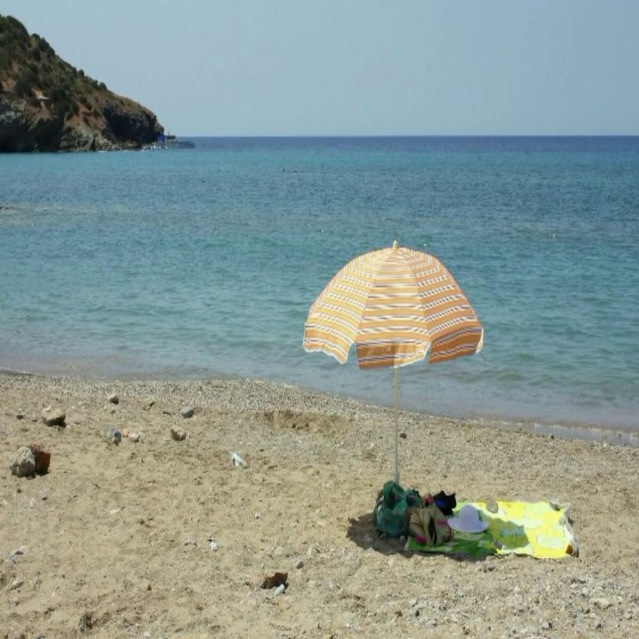 Βρίσκεται στην Αττική, έχει μαγικά νερά, φτάνεις γρήγορα με αυτοκίνητο και την αποκαλούν το Μπάλο της Αττικής