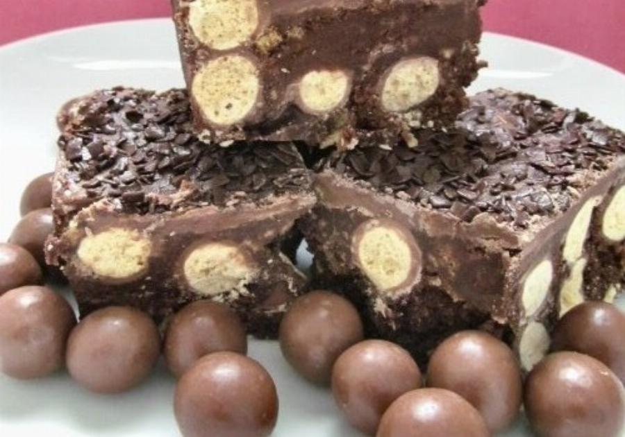 Γλυκό ψυγείου με Maltesers: Πανεύκολο, γευστικό και μόνο με 5 φθηνά υλικά