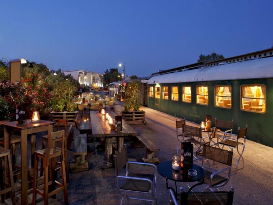 Τα 5 πιο ρομαντικά μπαράκια στην Αθήνα, για να βγεις με το ταίρι σου και να περάσεις μια αξέχαστη νύχτα