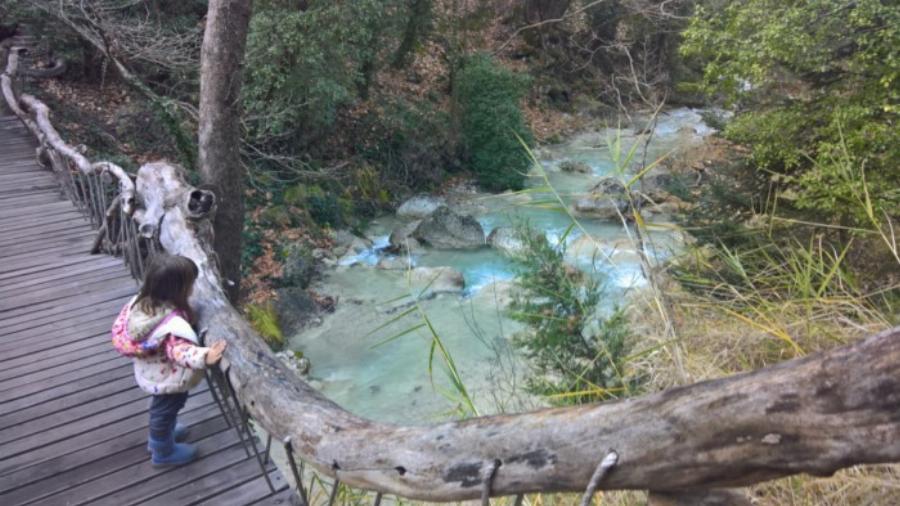 Ελληνικό όρος Αραράτ: 1,5 ώρα από την Αθήνα ένας Αρμένιος έχει φτιάξει ένα παραμυθένιο μέρος