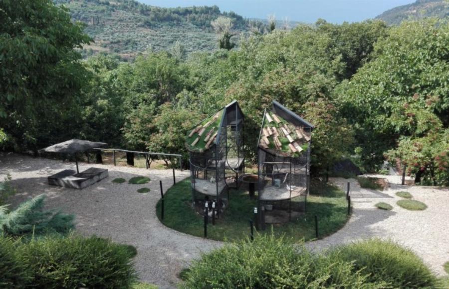 Ελληνικό όρος Αραράτ: 1,5 ώρα από την Αθήνα ένας Αρμένιος έχει φτιάξει ένα παραμυθένιο μέρος