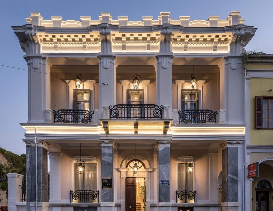 Ξενοδοχείο Πάτρα: Το ξενοδοχείο Bold Type αλλάζει την αισθητική της πλατείας Γεωργίου στην Πάτρα