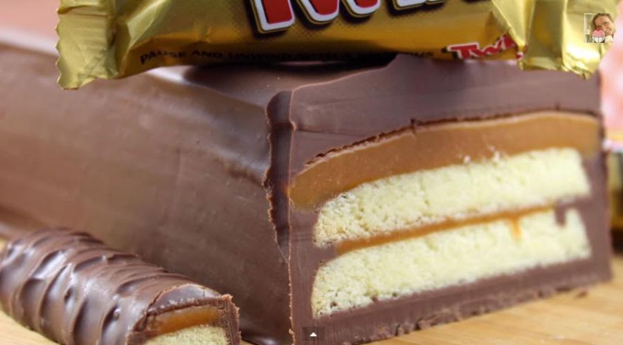 Γλυκό twix: Φτιάξτε το απλά και εύκολα με 3 μόνο υλικά και χωρίς ψήσιμο