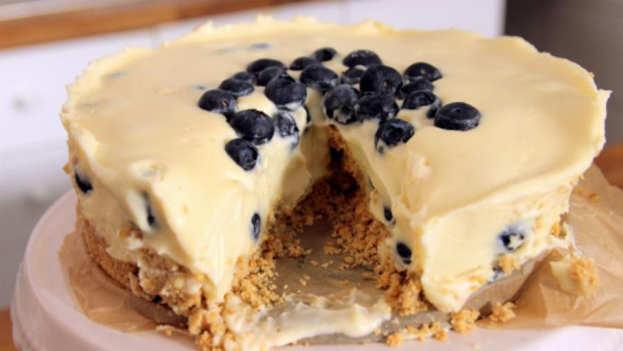 Τσιζκέικ λευκής σοκολάτας: Η απόλυτη συνταγή χωρίς ψήσιμο