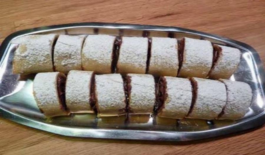 Ρολό με μερέντα: Εύκολο γλυκό με μερέντα ή και με μαρμελάδα