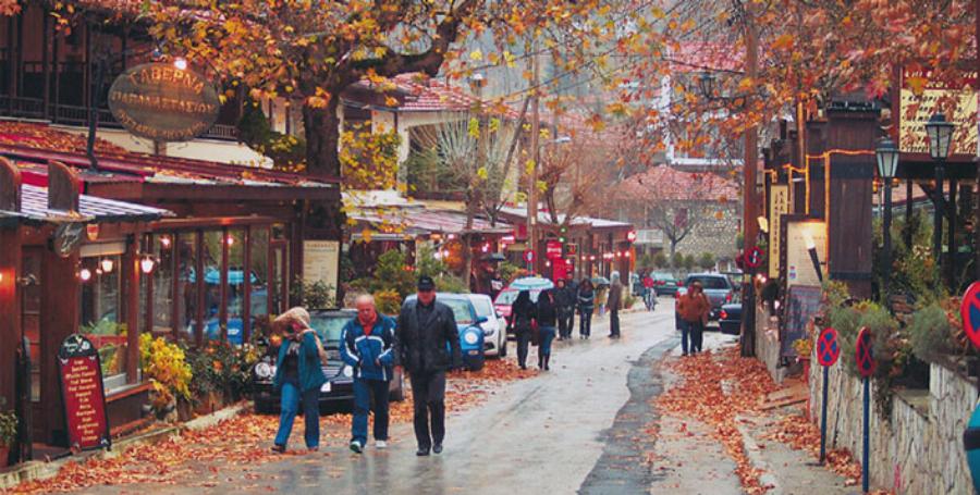 Ελάτη Τρικάλων: Γνωρίστε τη βασίλισσα του χιονιού της Θεσσαλίας