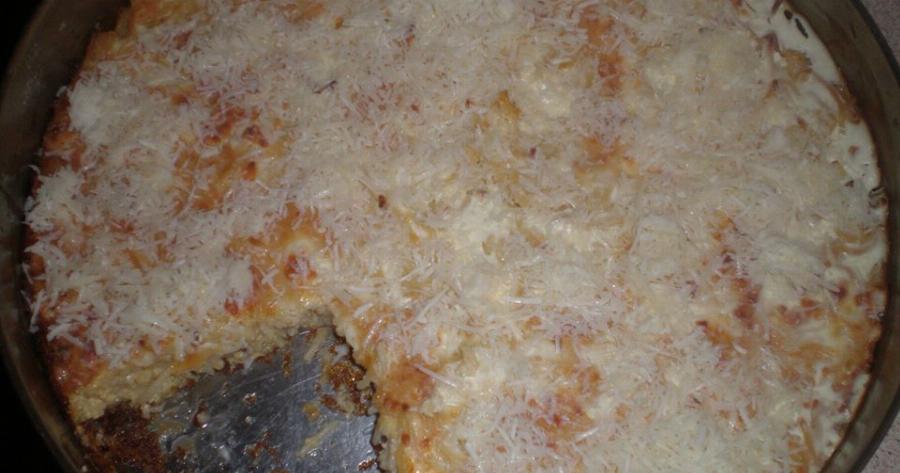 Μακαρονόπιτα χωρίς φύλλο: Μια πολύ απλή συνταγή, έτοιμη σε λίγα λεπτά