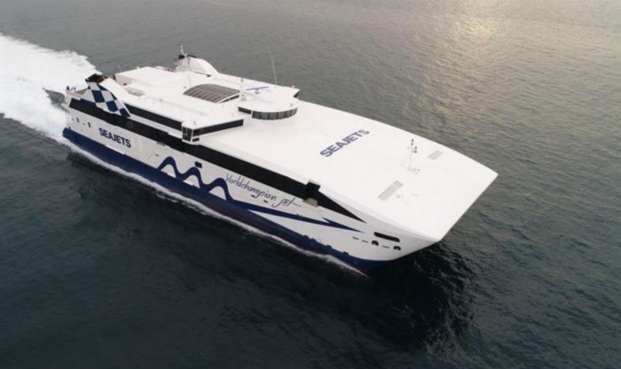 Κρίση πανικού μέσα στο WORLD CHAMPION JET – Πόσο ανθρώπινα αντέδρασε το προσωπικό και η εταιρεία