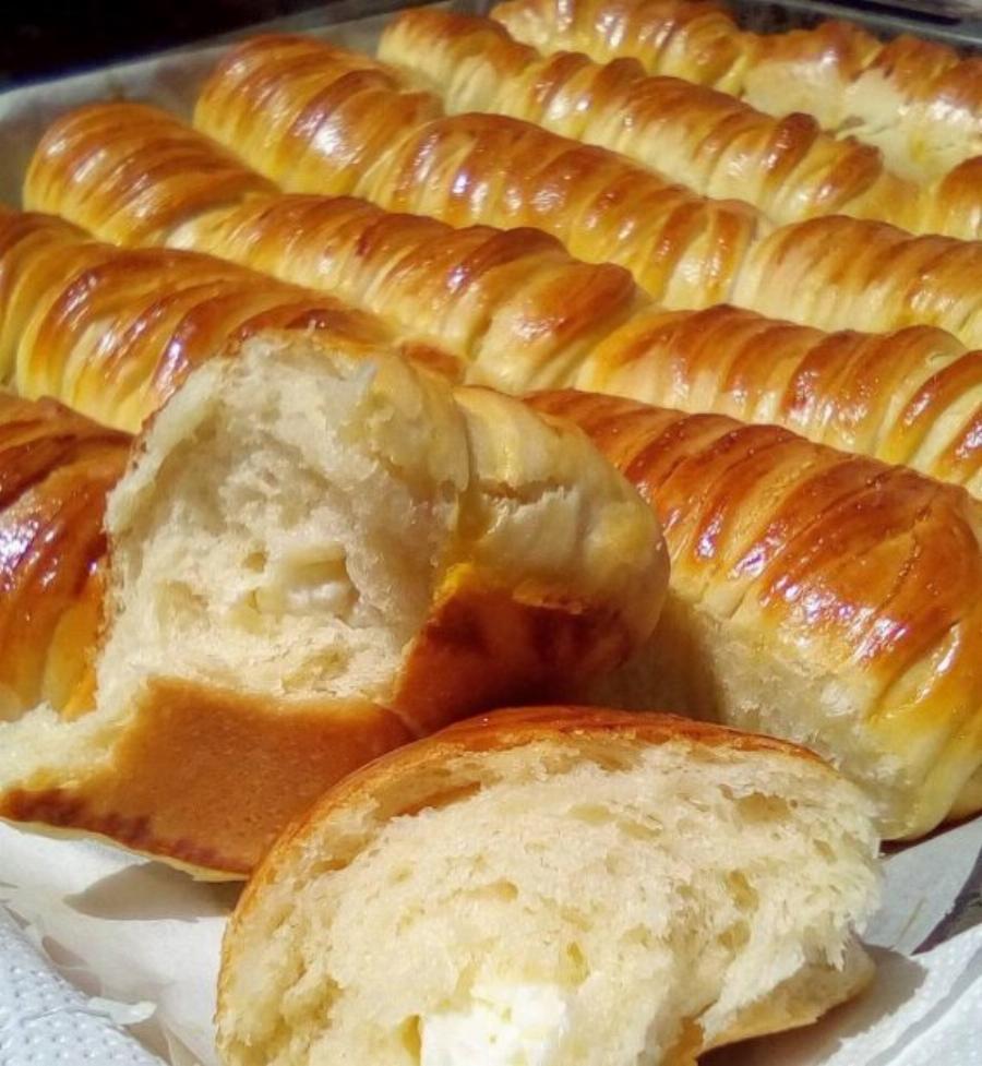 Τυροπιτάκια με γιαούρτι: Μαλακά και αφράτα, κατάλληλα για κολατσιό