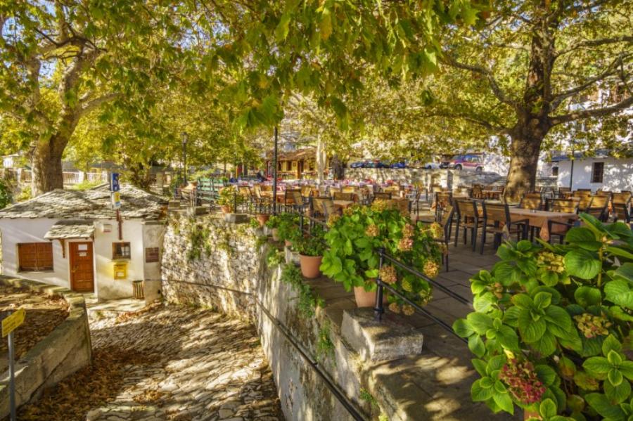 Άλπεις της Ελλάδας: 10 πανέμορφα στολίδια της ορεινής Ελλάδας που πρέπει να επισκεφτείς φέτος με το αυτοκίνητο