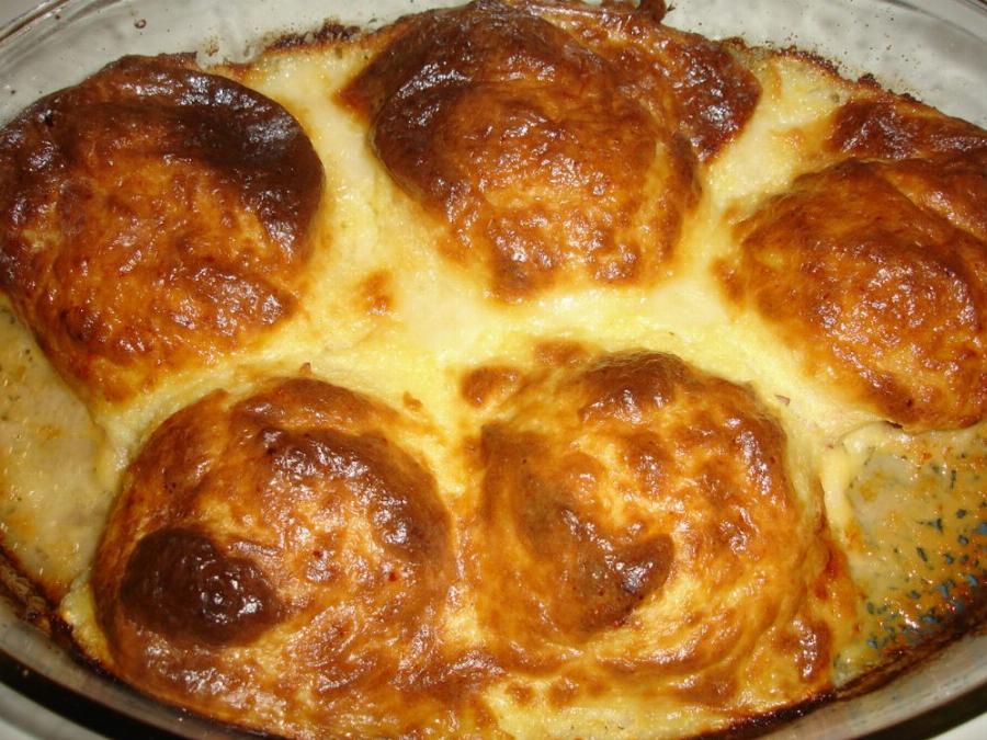 Μπιφτέκια με μπεσαμέλ στο φούρνο για να μυρίζει όλο το τετράγωνα