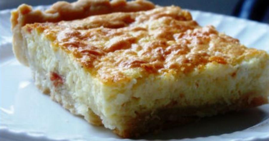 Τυρόπιτα με γιαούρτι χωρίς φύλλο: Έτοιμη σε 45 λεπτά και για τον πιο αρχάριο