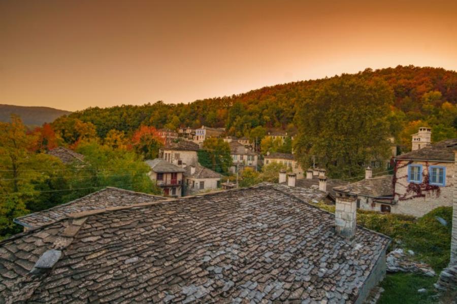 Tέσσερα χωριά για μαγικά Σαββατοκύριακα το Σεπτέμβριο σε υπέροχους φθινοπωρινούς προορισμούς