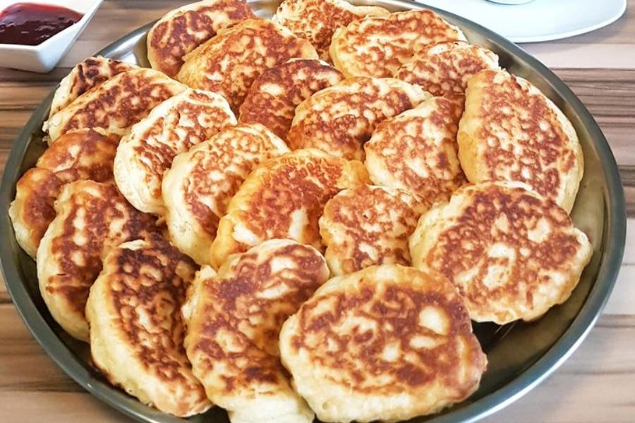 Τηγανίτες με γιαούρτι στο τσακ μπαμ : Το πιο γρήγορο γλυκό που φτιάξατε ποτέ