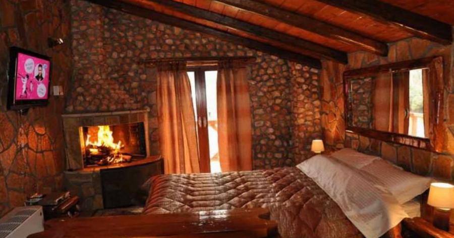 Ζαχλωρού προσφορά: Για να περάσετε φθινοπωρινές διακοπές, παίρνοντας το παιδί σας δωρεάν με 25ε το άτομο τη μέρα