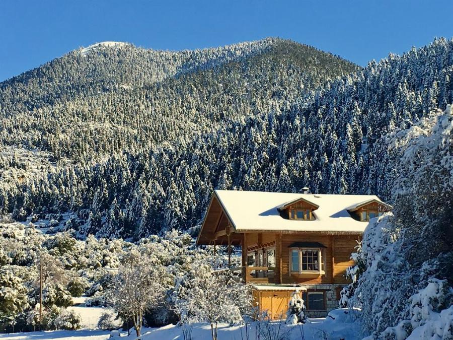 Μήλος του χειμώνα: Βρίσκεται μόλις 2 ώρες από την Αθήνα και είναι ο παράδεισος του Νοεμβρίου