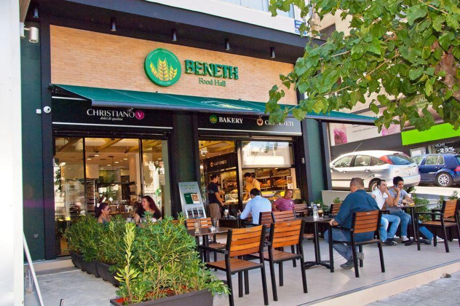 Φούρνοι Βενέτης: Κλείνουν τα καταστήματα το ένα μετά το άλλο λόγω κορονοϊού