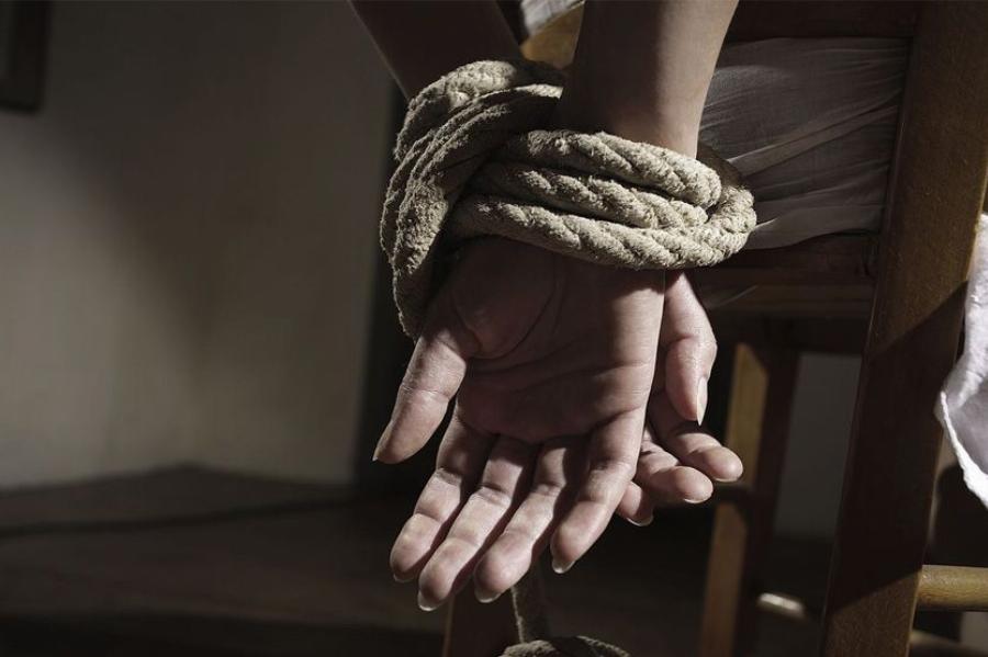 Έγκλημα στην Πάτρα: Αδίστακτος άνδρας απήγαγε την πρώην του και τη χτυπούσε για μέρες