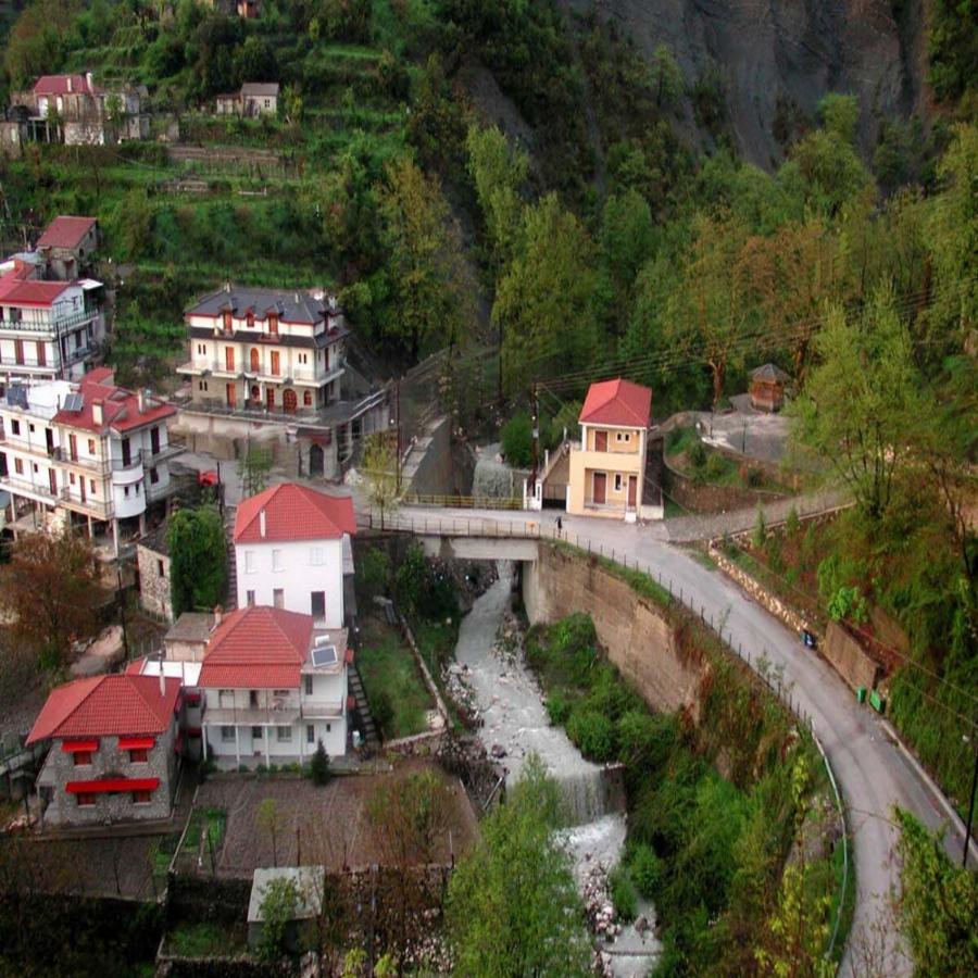 Αγνάντα: Γνωρίστε το εντυπωσιακό χωριό των Τζουμέρκων με τα εντυπωσιακά φυσικά τοπία και την απίστευτη ιστορία