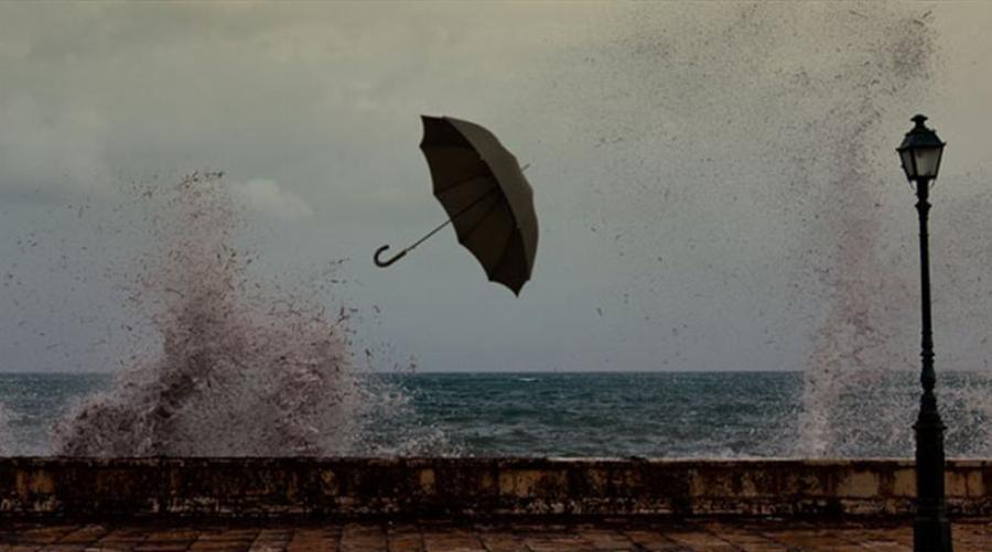 Έκτακτο δελτίο καιρού: Έντονα καιρικά φαινόμενα τις επόμενες ώρες στη χώρα μας