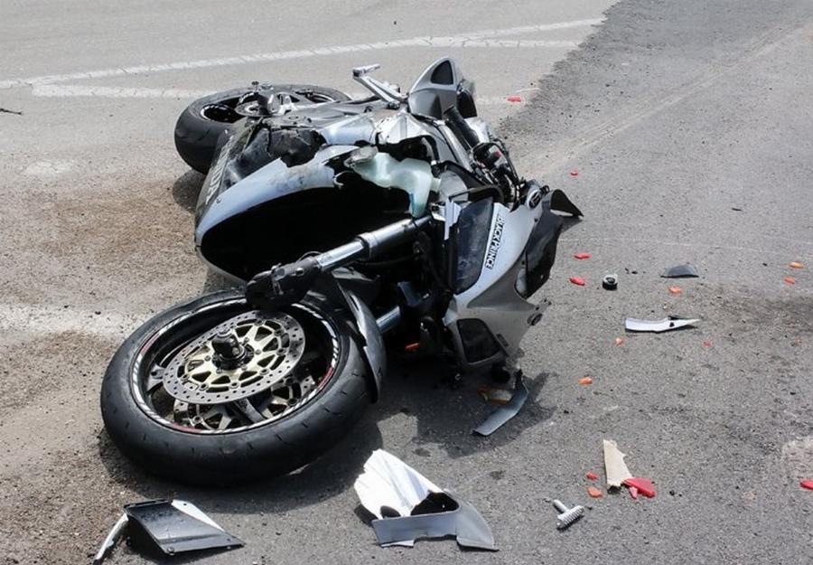 Νεκρός στα Καλάβρυτα: 40χρονος οδηγός μηχανής έχασε τη ζωή του από τροχαίο στα Καλάβρυτα