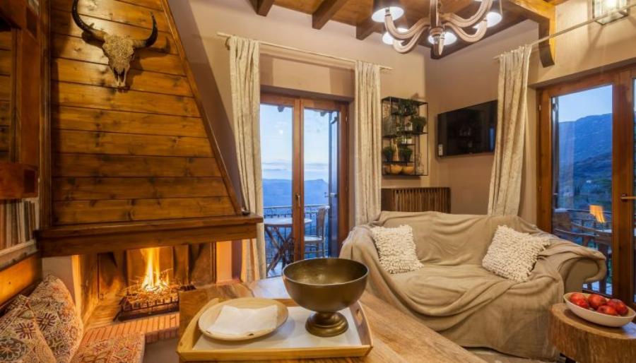 Προσφορά στην Αράχωβα για φθινοπωρινές διακοπές και για παρέα 6 ατόμων σε μαγικό σαλέ, μόνο με 37€ το άτομο τη μέρα