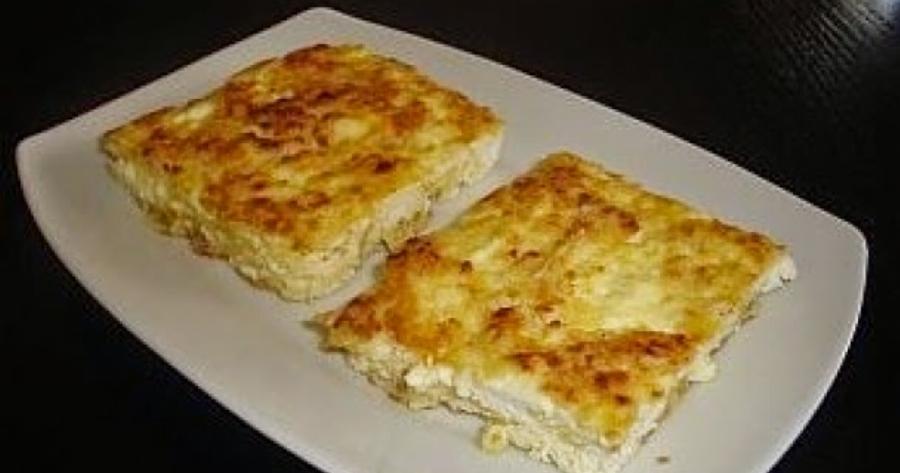 Τυρόπιτα με δύο κινήσεις: Εύκολη συνταγή, έτοιμη σε δέκα λεπτά με λίγα υλικά