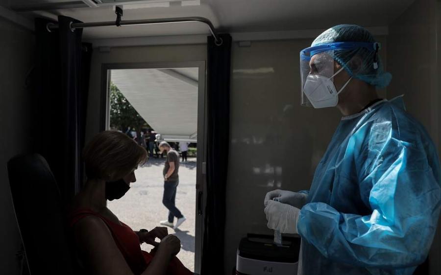 Καθολικό lockdown: Ανοιχτό το ενδεχόμενο καθολικού lockdown την 28η Οκτωβρίου