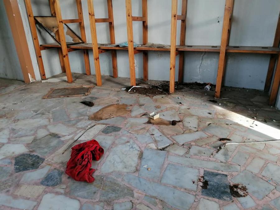 Αγία Αικατερίνη Μόρια: Δυστυχώς χρησιμοποιείται πλέον ως τουαλέτα – Τραγικές εικόνες που σπαράζουν τις καρδιές μας