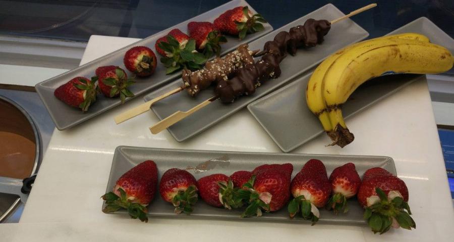 Η κρυφή στοά στο κέντρο της Αθήνας, που θα απολαύσεις τις καλύτερες σοκολάτες του κόσμου σε φοβερές τιμές