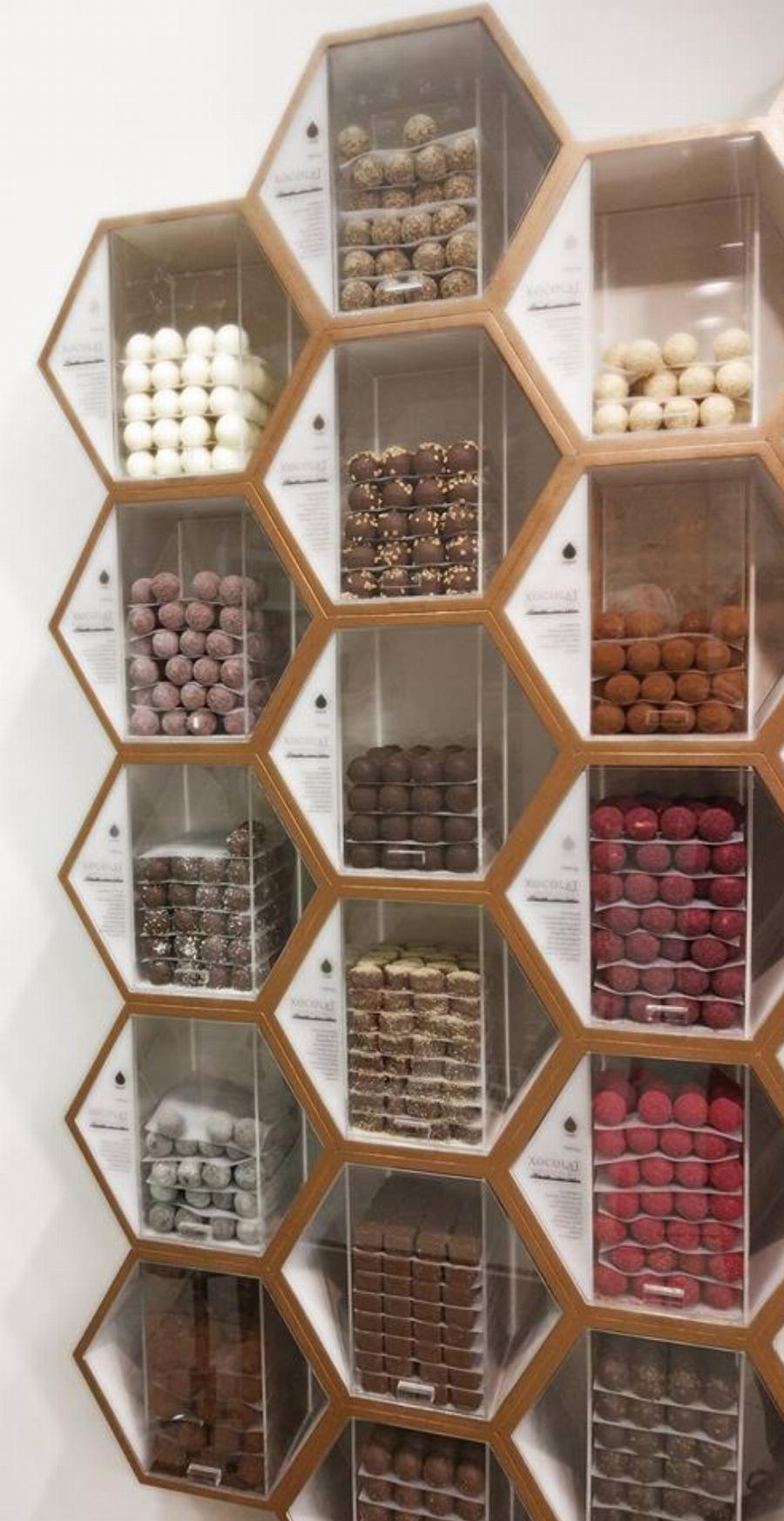 Η κρυφή στοά στο κέντρο της Αθήνας, που θα απολαύσεις τις καλύτερες σοκολάτες του κόσμου σε φοβερές τιμές