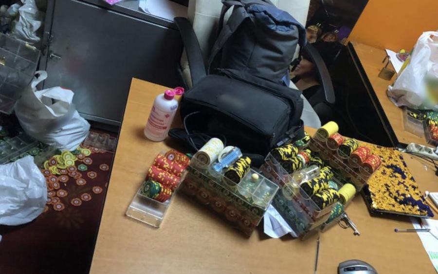 Αθήνα lockdown: 67 άτομα έσπασαν την καραντίνα και τζόγαραν σε κατάστημα με τυχερά παιχνίδια