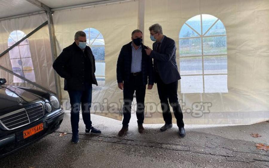 Λαμία rapid test: Πλήθος κόσμου πάει να κάνει το τεστ – Έχει ήδη βρεθεί ένα θετικό στα πρώτα 45