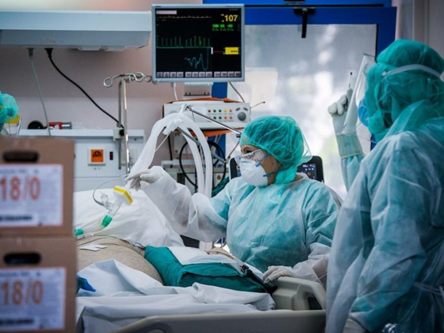 Κορονοϊός νοσοκομεία: Αύξηση 30% στη νοσηλεία στα νοσοκομεία της χώρας τις τελευταίες μέρες