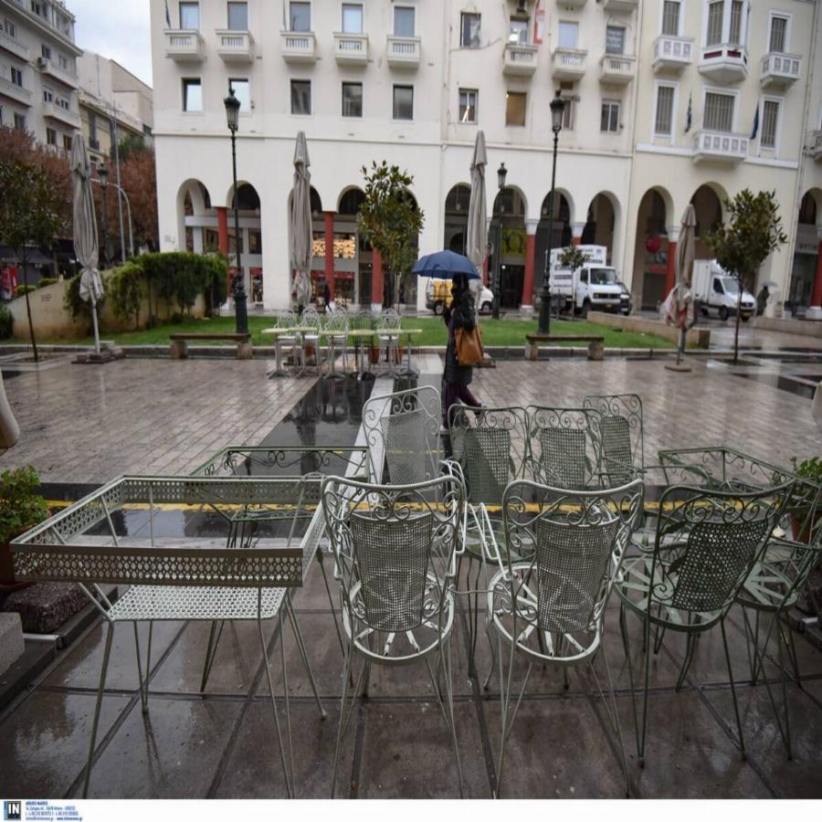 Κακοκαιρία στην Κρήτη: Οι πλημμύρες στο νησί γέμισαν με λάσπη τους δρόμους