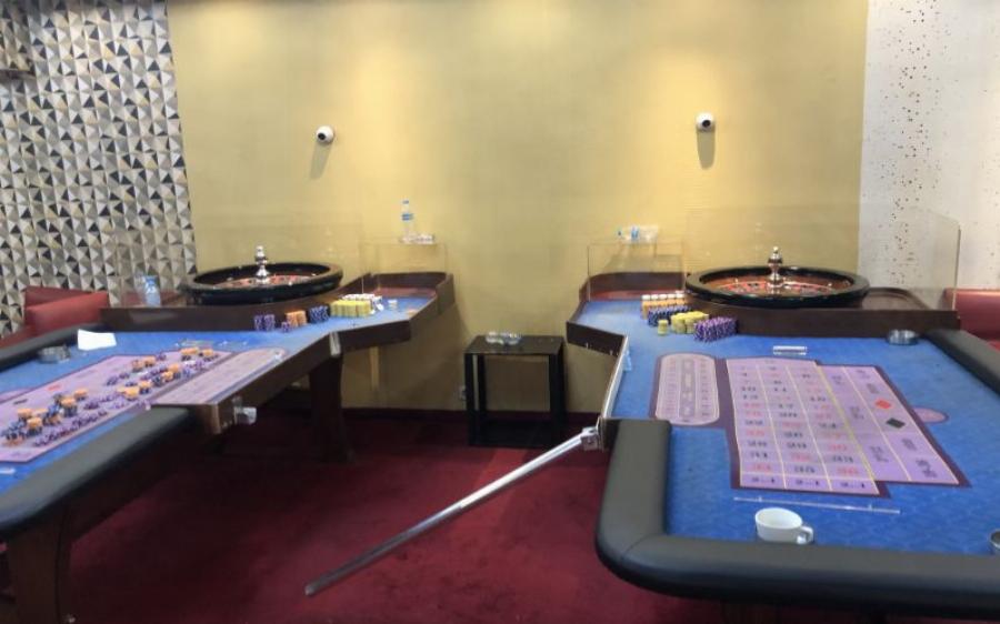 Αθήνα lockdown: 67 άτομα έσπασαν την καραντίνα και τζόγαραν σε κατάστημα με τυχερά παιχνίδια