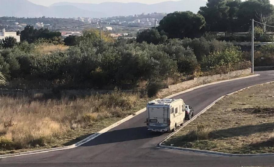 Ελλάδα lockdown: Απίστευτο και όμως αληθινό – Εμφανίστηκαν ακόμα και αυτοκινούμενοι οίκοι ανοχής