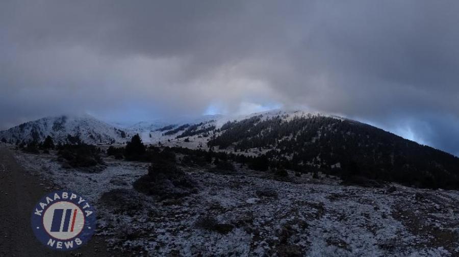 Καλάβρυτα χιόνια: Έπεσαν στον Χέλμο τα πρώτα χιόνια – Απίστευτες φωτογραφίες