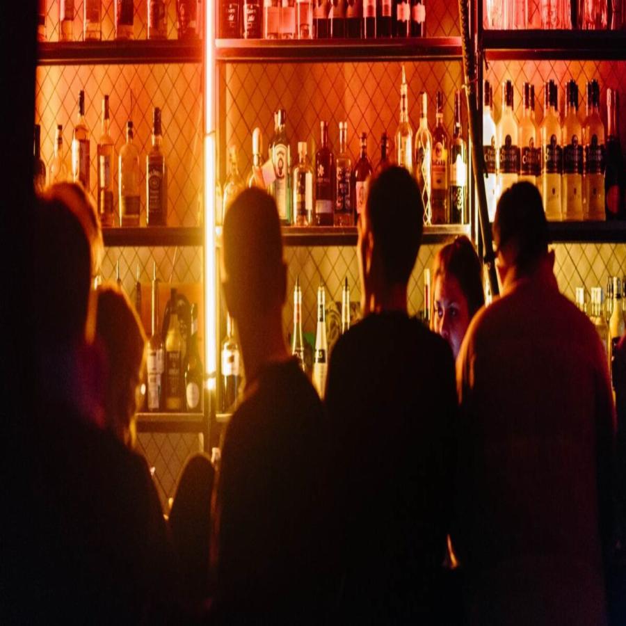 Χανιά: Λειτουργούσε παράνομα μπαρ – Ο ιδιοκτήτης συνελήφθη και του επιβλήθηκε πρόστιμο