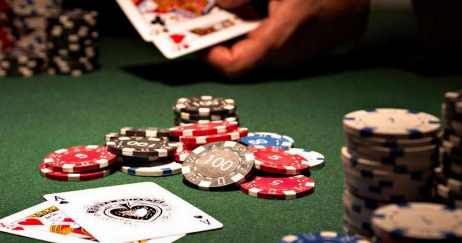 Αθήνα lockdown: Σοκ με παράνομο καζίνο που λειτουργούσε στο Νέο Κόσμο – Έγιναν 18 συλλήψεις