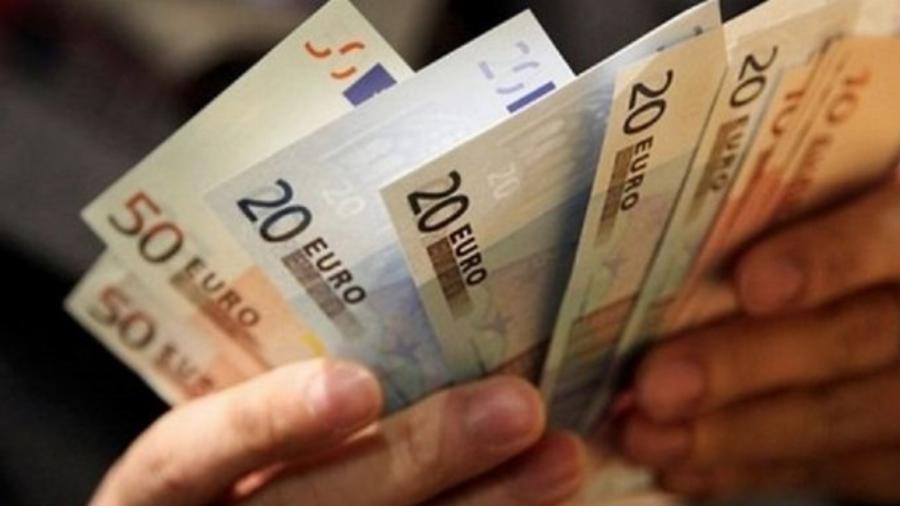 800 ευρώ επίδομα: Δείτε πότε θα καταβληθεί στους εργαζόμενους και ποιοι το δικαιούνται