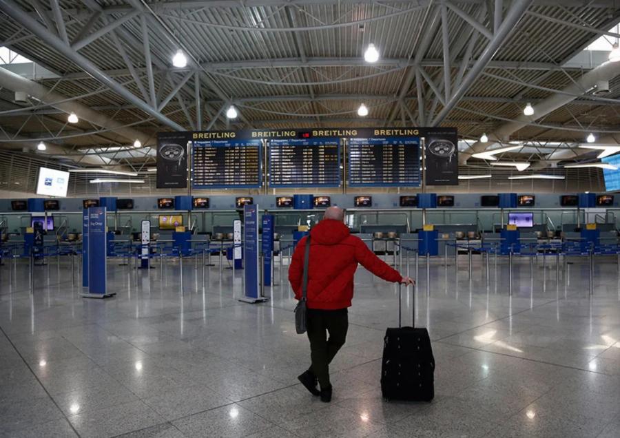 Ελληνικά αεροδρόμια: Δραματική μείωση 68,7% στην επιβατική κίνηση εξαιτίας του κορονοϊού