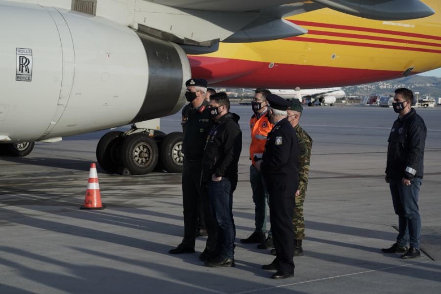 Εμβόλια κορονοϊού: Έφτασε στη χώρα μας η παρτίδα των 83.850 δόσεων της Pfizer