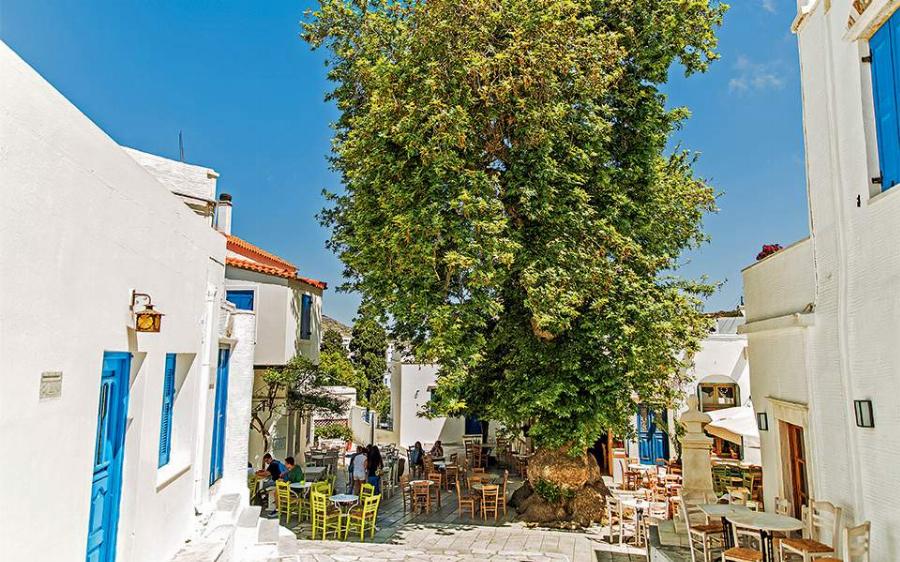 Travel + Leisure: Το αμερικανικό ταξιδωτικό περιοδικό ξεχώρισε τους έξι καλύτερους ελληνικούς προορισμούς