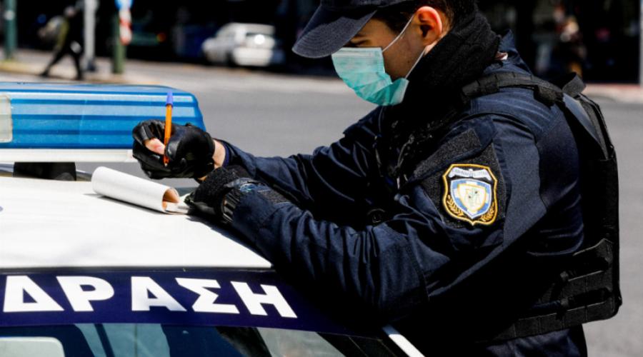 Πρόστιμο στην Κρήτη: Έκοψαν πρόστιμο 900 ευρώ σε πατέρα που είχε στο αυτοκίνητο και τα δύο παιδιά του