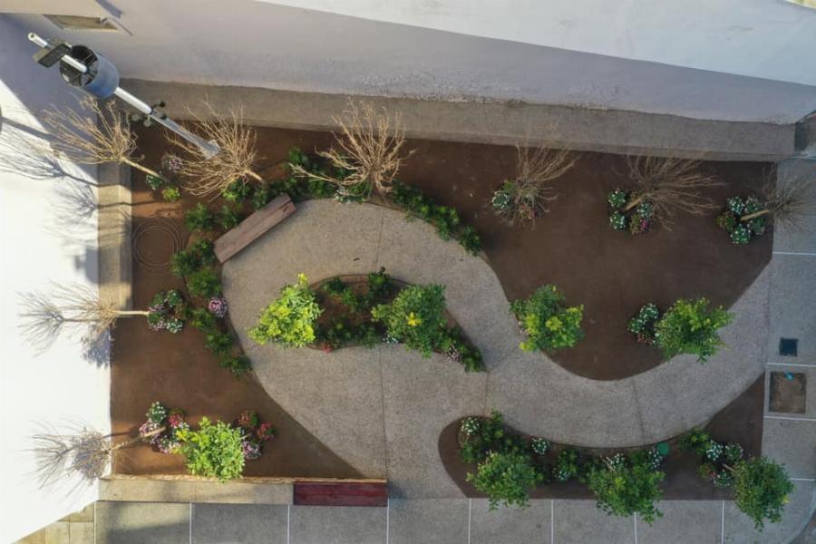 Κολωνός: Ο Δήμος Αθηναίων παραδίδει ένα «πάρκο τσέπης» στη συμβολή των οδών Κιλκίς και Αλαμάνας