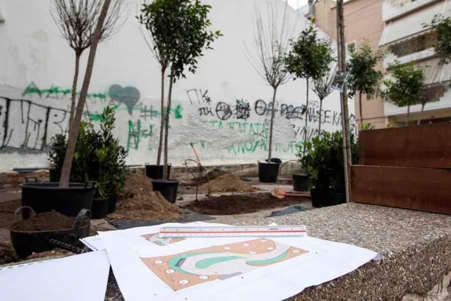 Κολωνός: Ο Δήμος Αθηναίων παραδίδει ένα «πάρκο τσέπης» στη συμβολή των οδών Κιλκίς και Αλαμάνας