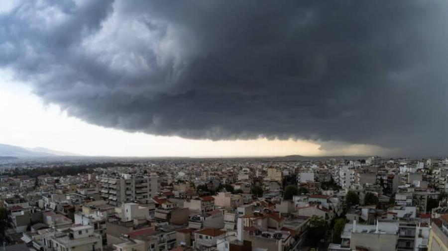 Έβρος κακοκαιρία: Η Περιφέρεια προειδοποιεί – Τι να κάνουν κάτοικοι και οδηγοί ενόψει κακοκαιρίας