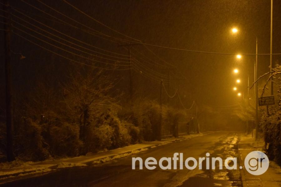 Χιόνια στην Ελλάδα: Έπεσαν τα πρώτα χιόνια σε Νάξο, Φλώρινα και Λάρισα – Δείτε φωτογραφίες